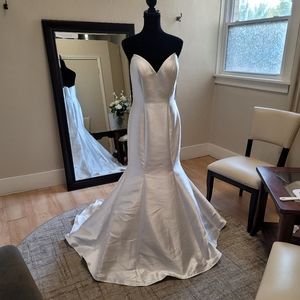 Jovani white gown